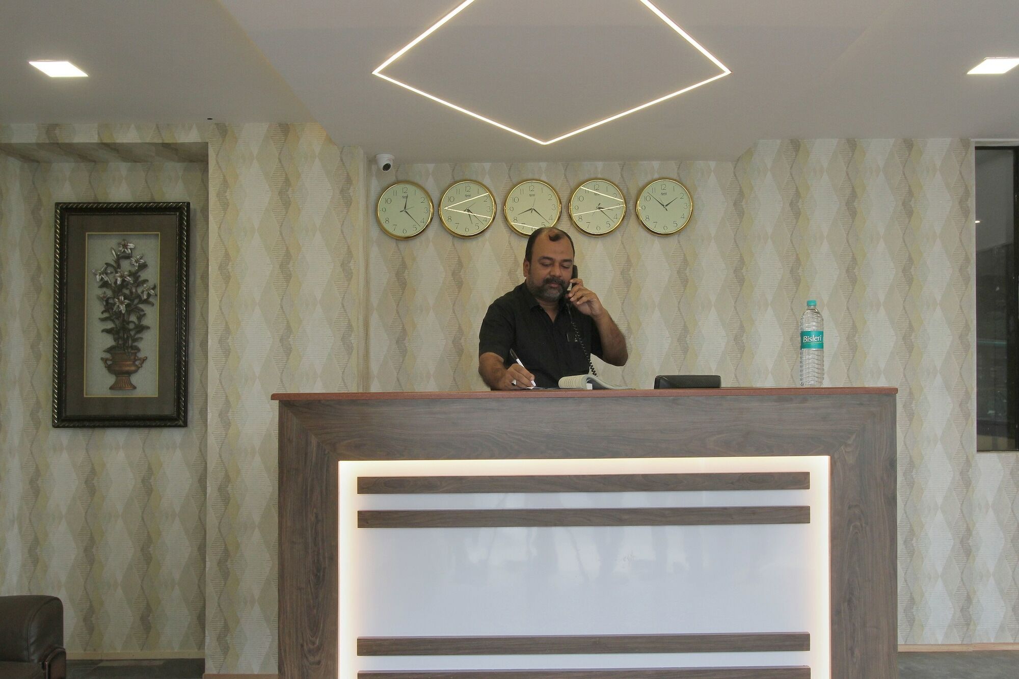 Hotel O Blue Inn Bangalore Buitenkant foto